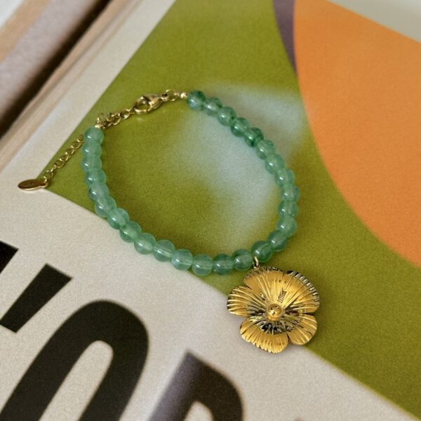 Green flower bracelet